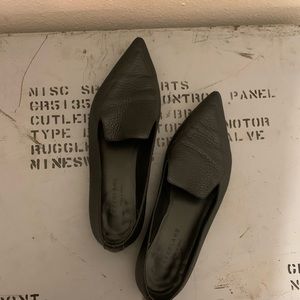 Everlane Boss Flat Black sz 8.5